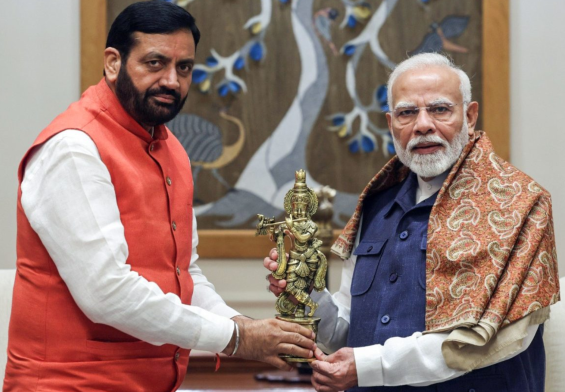हरियाणा में सत्ता के रंग बदलने वाले हैं! जानिए सीएम सैनी ने पीएम मोदी से क्या कहा